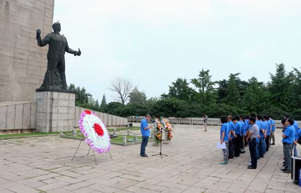 壹定发党委组织党员同志开展南京红色之旅